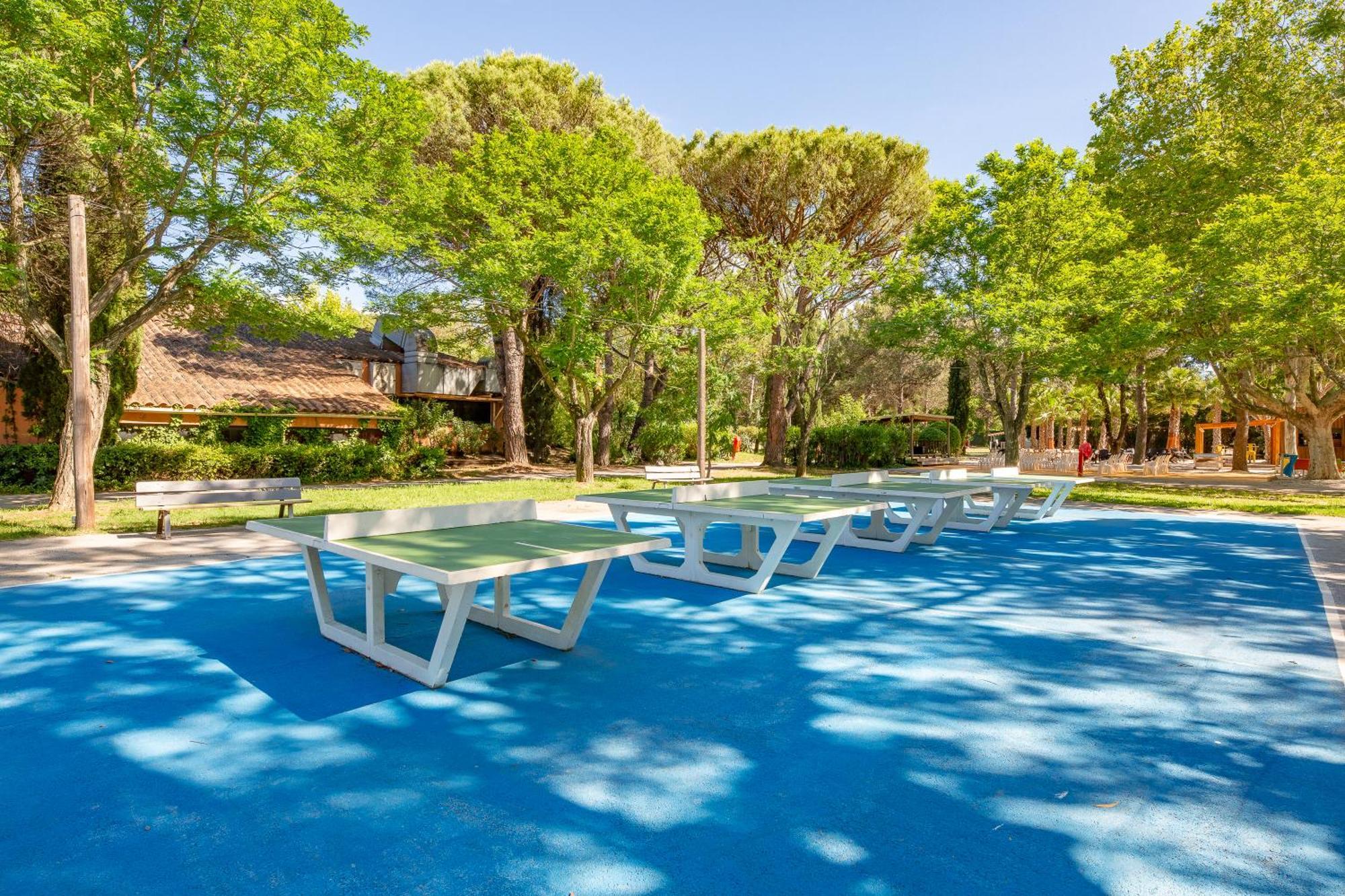 Marina Hotel Club Cogolin Exterior foto